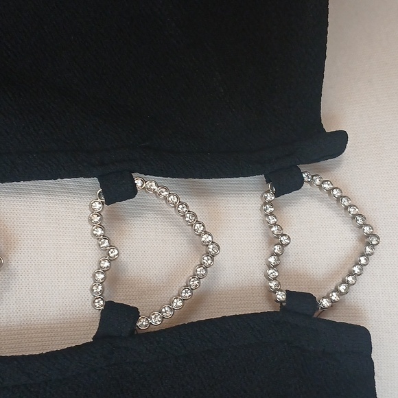 Chic Black Chain Detail Heart With Crystals Women's Crop Top 4x - Picture 2 of 4
